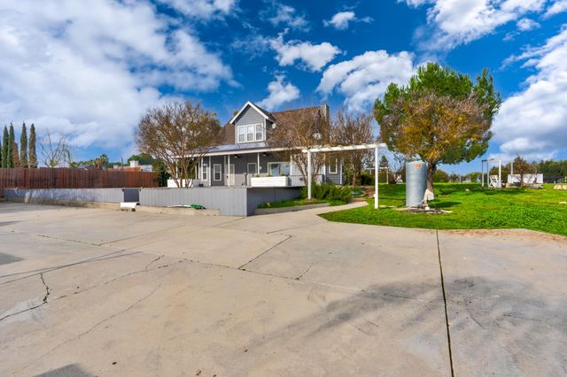 29058 Avenue 22, Madera, CA 93638