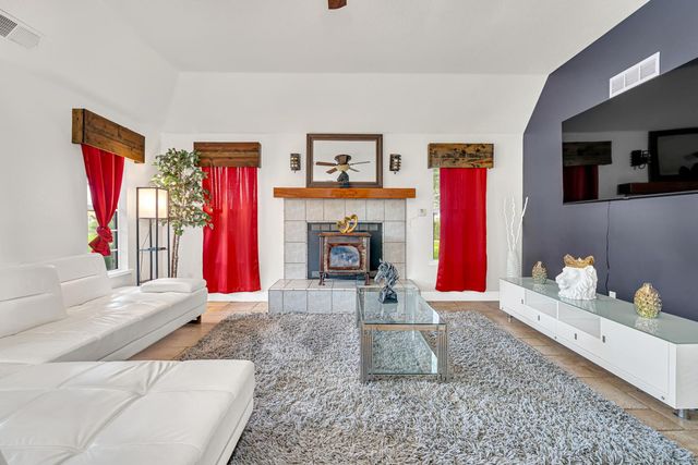 29058 Avenue 22, Madera, CA 93638