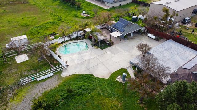 29058 Avenue 22, Madera, CA 93638