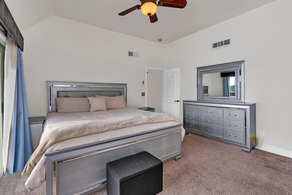 Image 49 of property listing at 29058 Avenue 22, Madera, CA 93638