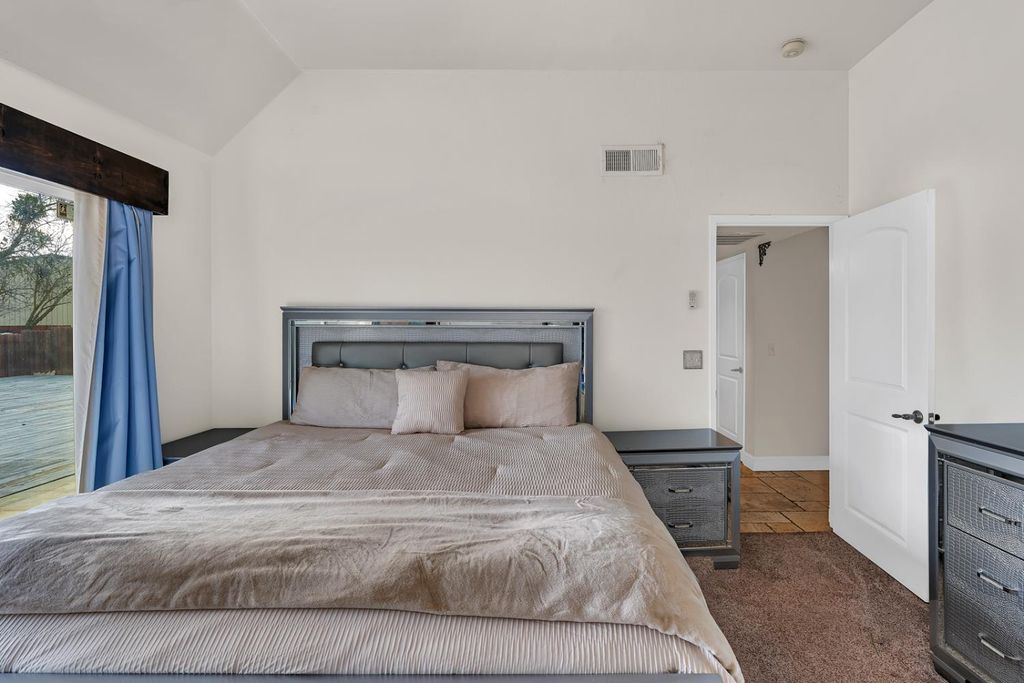 Image 50 of property listing at 29058 Avenue 22, Madera, CA 93638