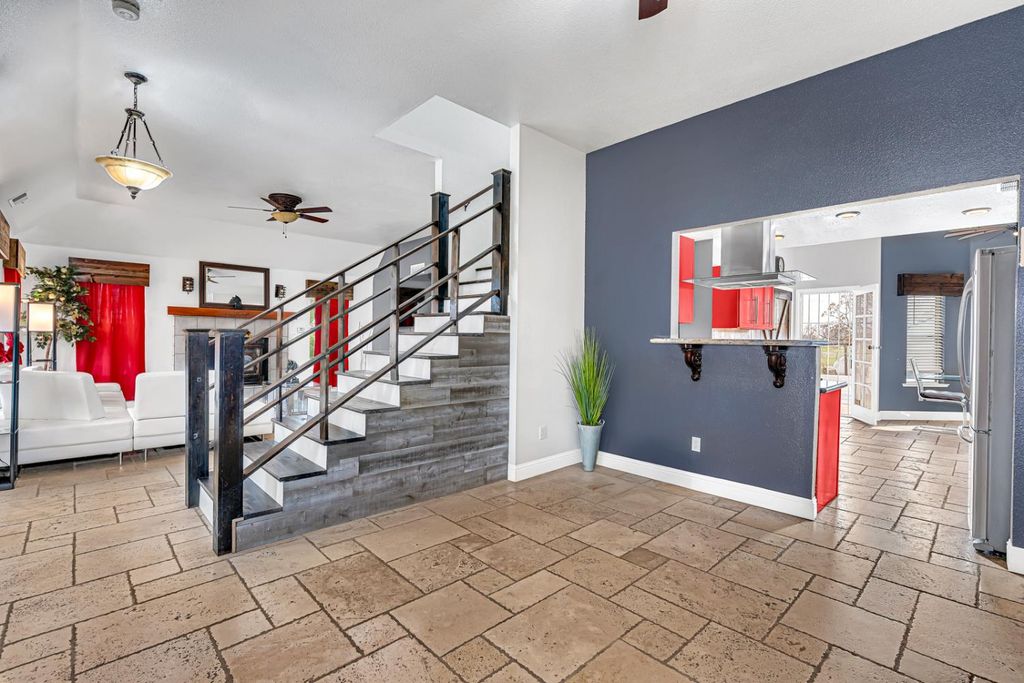 Image 53 of property listing at 29058 Avenue 22, Madera, CA 93638