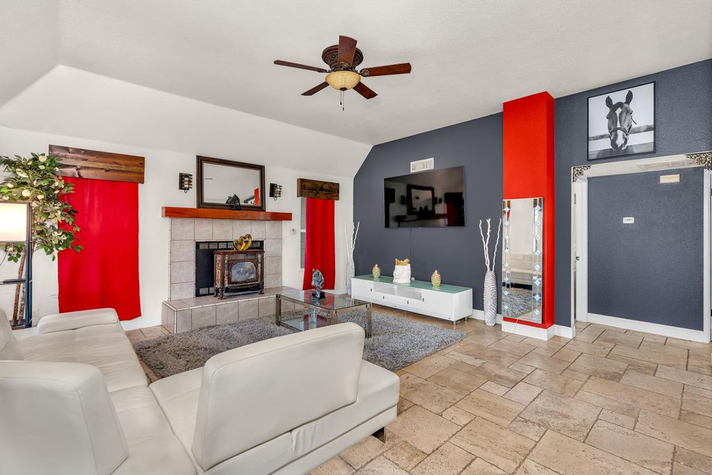 Image 59 of property listing at 29058 Avenue 22, Madera, CA 93638