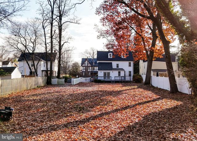 161 WARREN ST, Beverly, NJ 08010