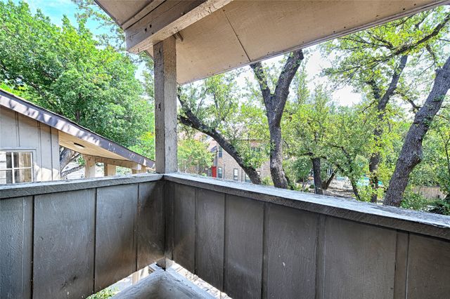 10433 High Hollows Drive 217, Dallas, TX 75230