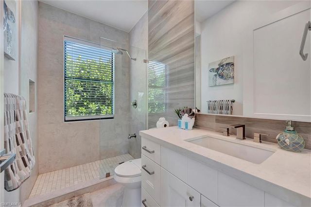 140 Sand Hill ST, Marco Island, FL 34145