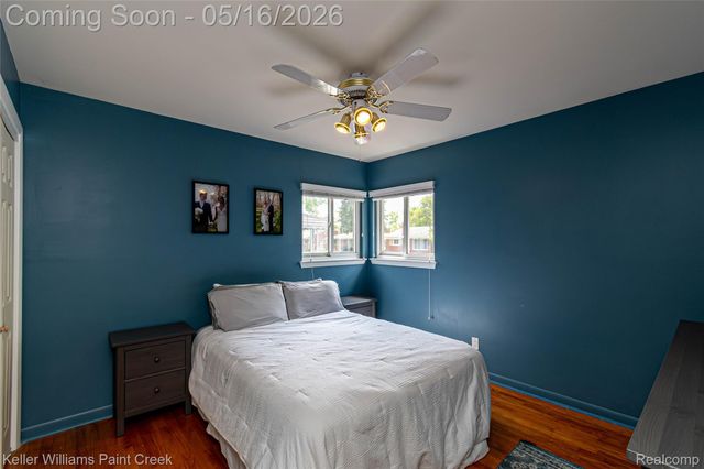 29652 Sherry Avenue, Madison Heights, MI 48071