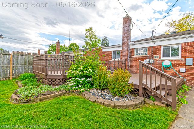 29652 Sherry Avenue, Madison Heights, MI 48071