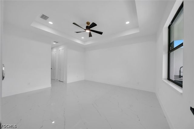 4629 Dora AVE N, Lehigh Acres, FL 33971