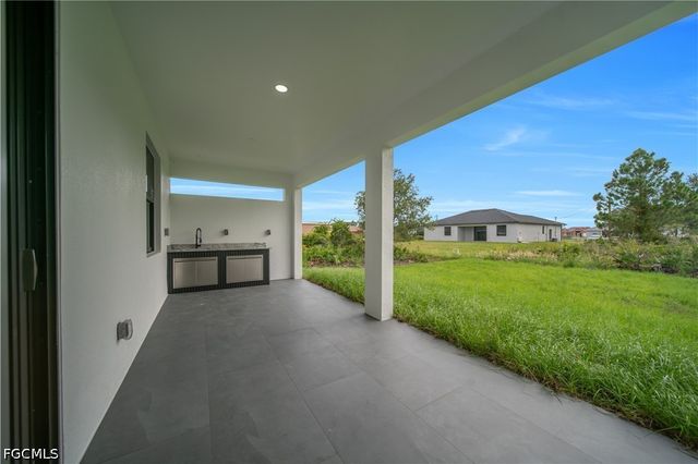 4629 Dora AVE N, Lehigh Acres, FL 33971