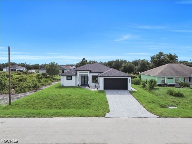 4629 Dora AVE N, Lehigh Acres, FL 33971
