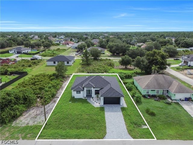 4629 Dora AVE N, Lehigh Acres, FL 33971
