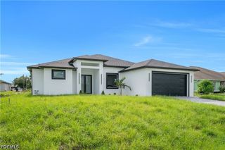 4629 Dora AVE N, Lehigh Acres, FL 33971