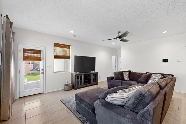 2000 Hubbard Street SE, Albuquerque, NM 87123