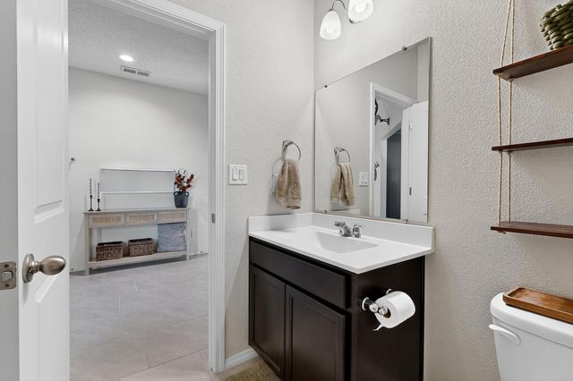 2000 Hubbard Street SE, Albuquerque, NM 87123