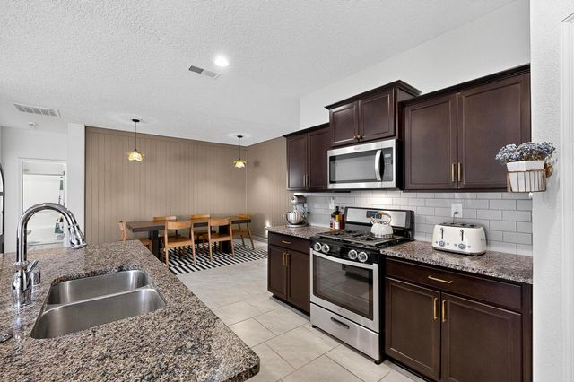 2000 Hubbard Street SE, Albuquerque, NM 87123