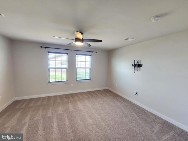 2626 JETSTREAM RD, Herndon, VA 20171