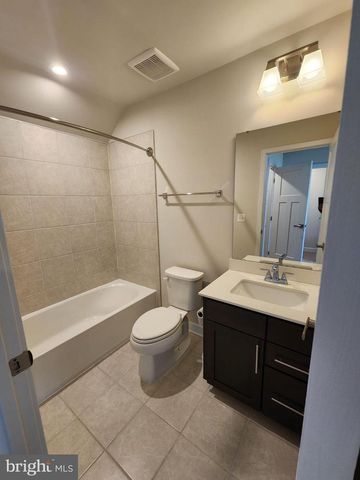 2626 JETSTREAM RD, Herndon, VA 20171