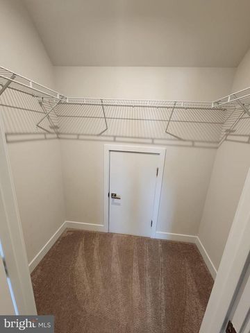 2626 JETSTREAM RD, Herndon, VA 20171
