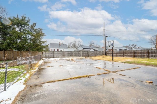 925 Carlisle Avenue, Hamilton, OH 45013