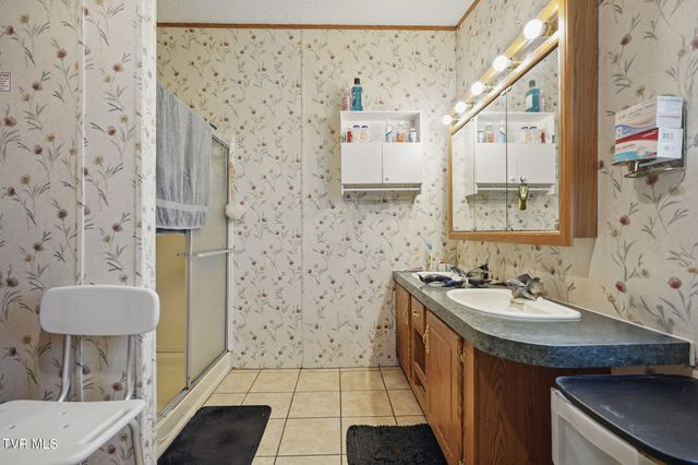 1032 Pleasant Drive, Jonesborough, TN 37659