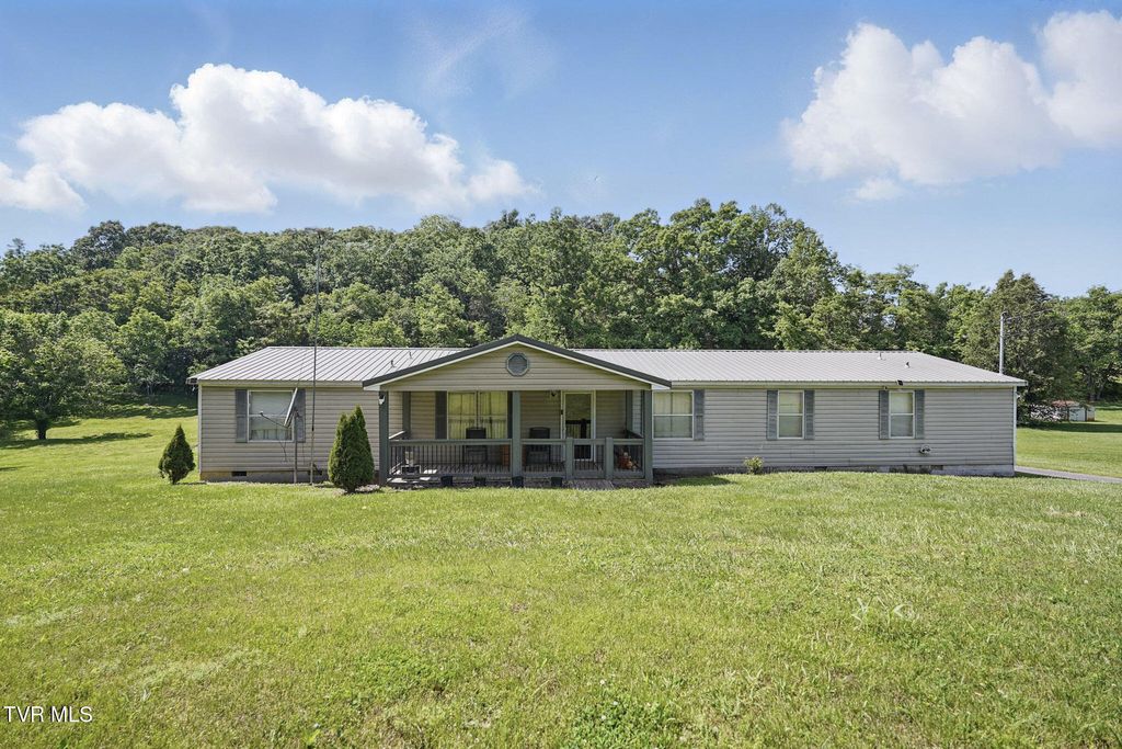 1032 Pleasant Drive, Jonesborough, TN 37659