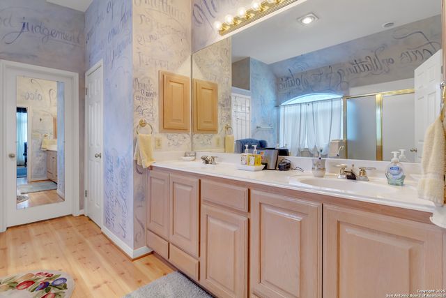 3 GREENS SHADOW, San Antonio, TX 78216