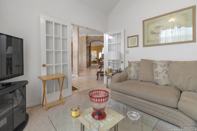 3 GREENS SHADOW, San Antonio, TX 78216