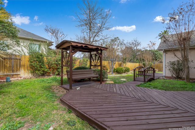 3 GREENS SHADOW, San Antonio, TX 78216