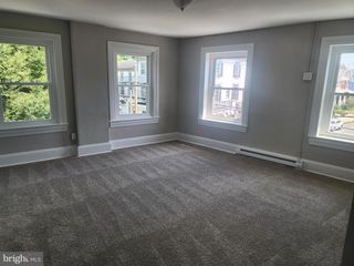 28 N 2ND AVE #3, Coatesville, PA 19320