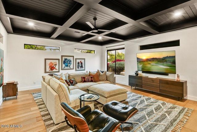 8290 E VIA DEL SOL Drive, Scottsdale, AZ 85255