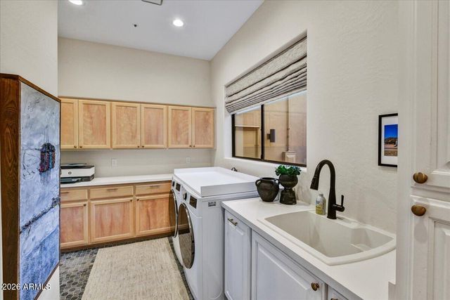 8290 E VIA DEL SOL Drive, Scottsdale, AZ 85255