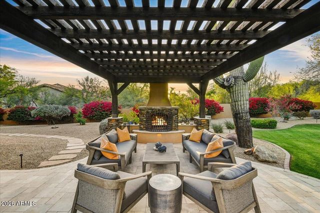 8290 E VIA DEL SOL Drive, Scottsdale, AZ 85255