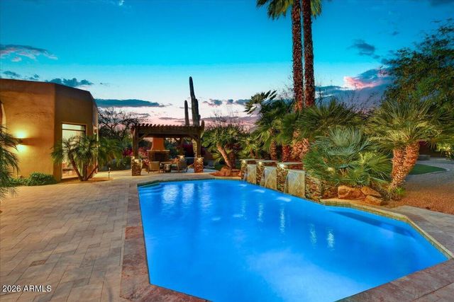 8290 E VIA DEL SOL Drive, Scottsdale, AZ 85255