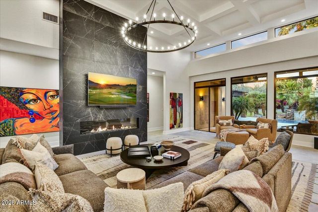 8290 E VIA DEL SOL Drive, Scottsdale, AZ 85255