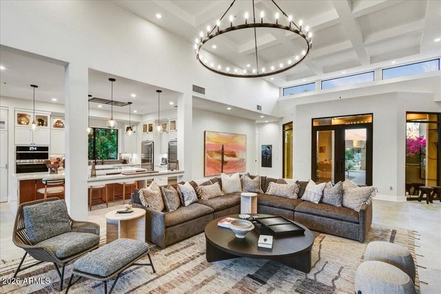 8290 E VIA DEL SOL Drive, Scottsdale, AZ 85255