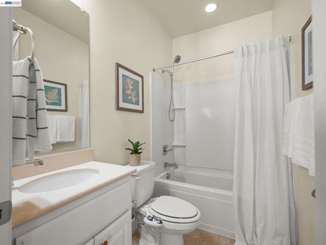 3662 Branding Iron Pl, Dublin, CA 94568