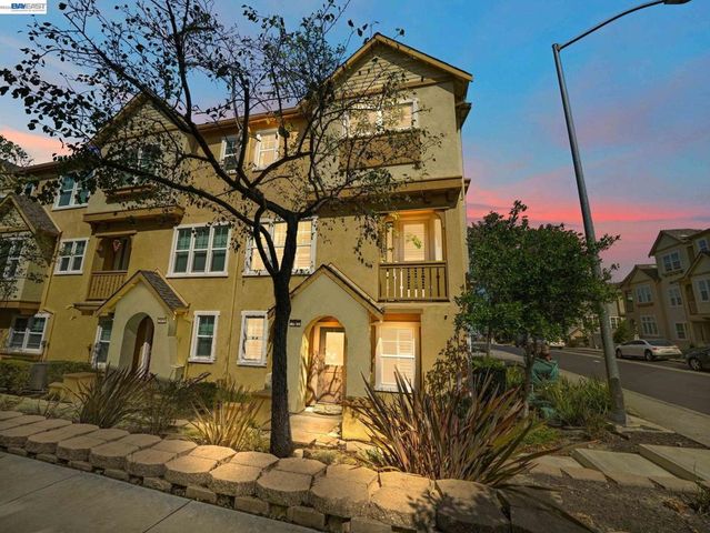 3662 Branding Iron Pl, Dublin, CA 94568