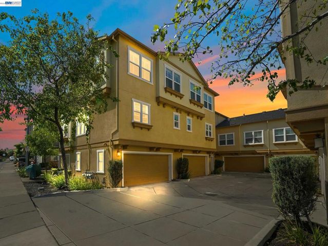 3662 Branding Iron Pl, Dublin, CA 94568