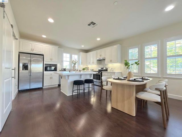 3662 Branding Iron Pl, Dublin, CA 94568