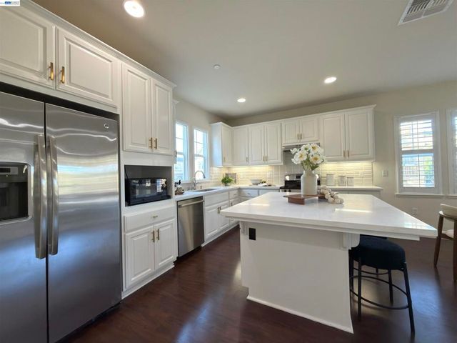 3662 Branding Iron Pl, Dublin, CA 94568