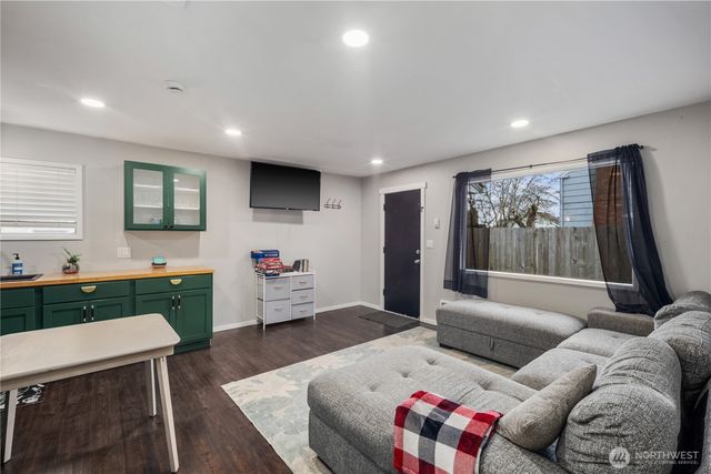 4801 61 st Street NE, Marysville, WA 98270