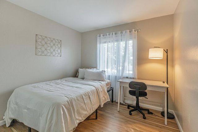 5200 Glide Ct, Sacramento, CA 95841