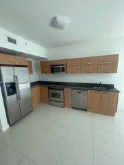 350 S Miami Ave 1112, Miami, FL 33130