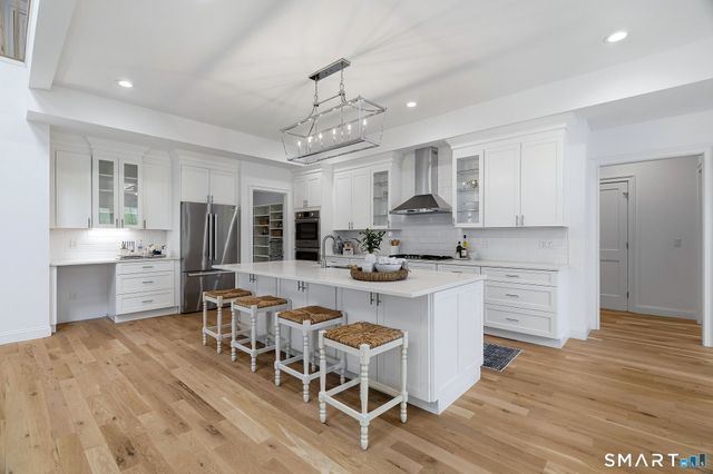 30-1 Lords Meadow Lane, Old Lyme, CT 06371