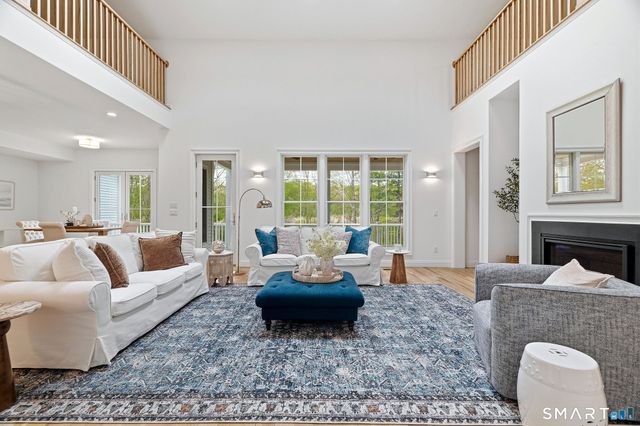 30-1 Lords Meadow Lane, Old Lyme, CT 06371