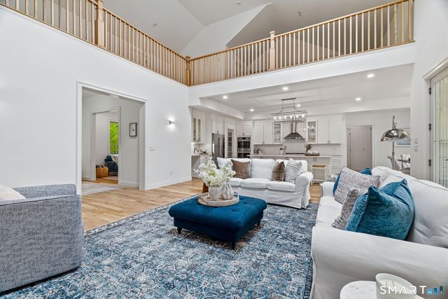 30-1 Lords Meadow Lane, Old Lyme, CT 06371