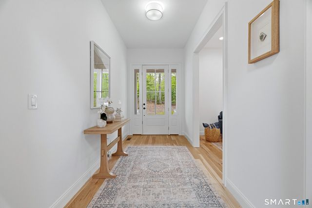 30-1 Lords Meadow Lane, Old Lyme, CT 06371