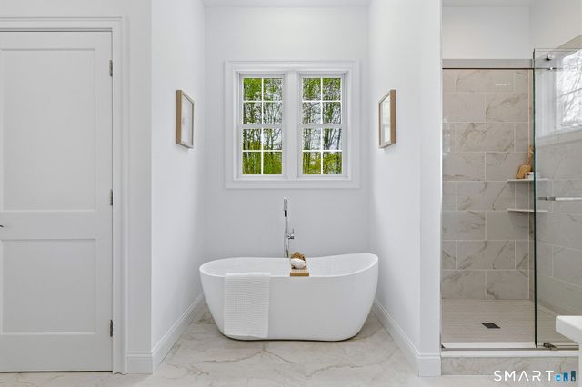 30-1 Lords Meadow Lane, Old Lyme, CT 06371