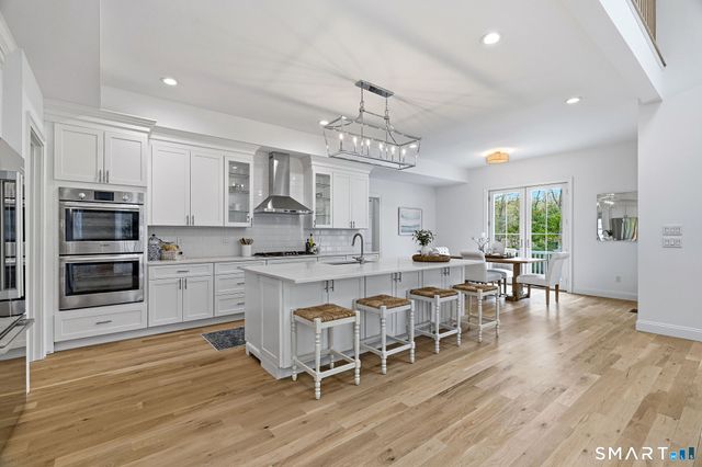 30-1 Lords Meadow Lane, Old Lyme, CT 06371